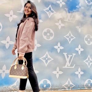 Meet your Posher, Sidra